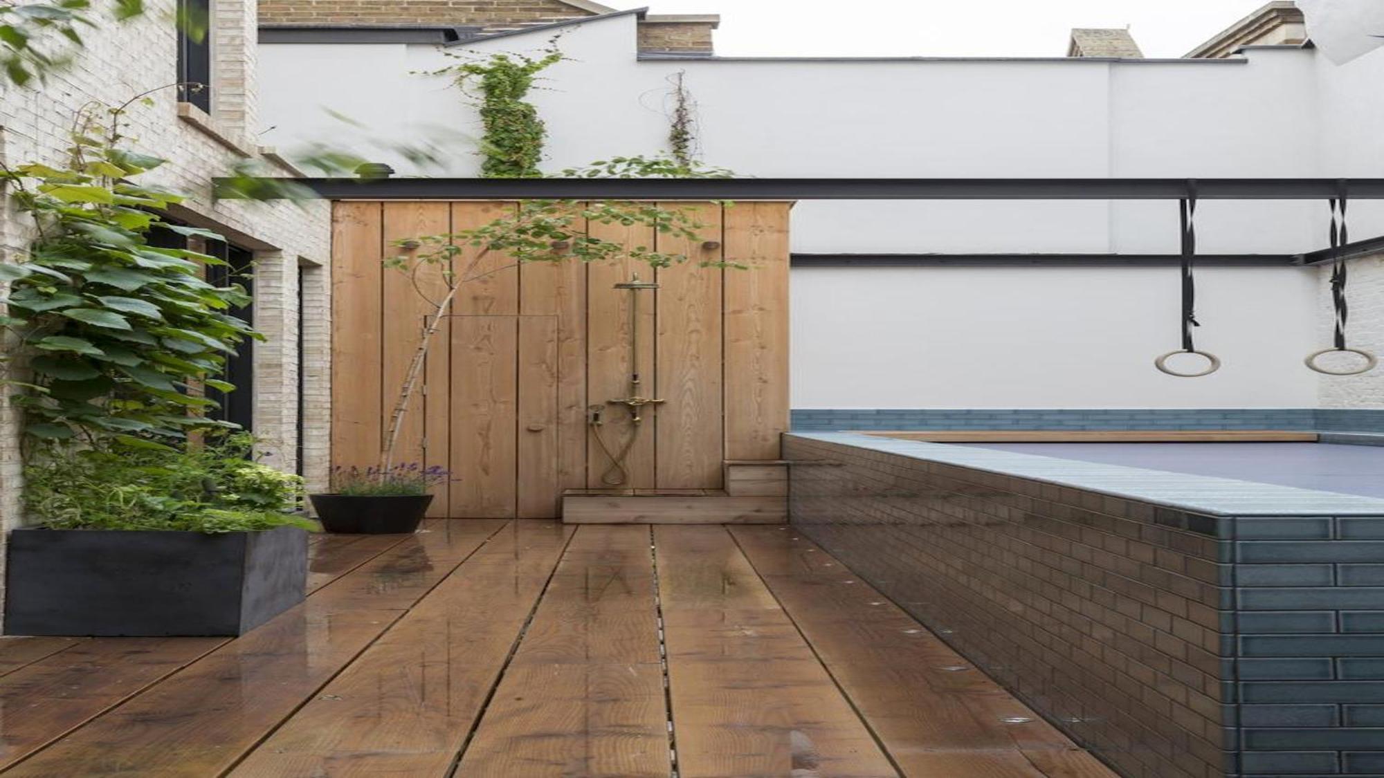 Kyle With Garden And Heated Pool